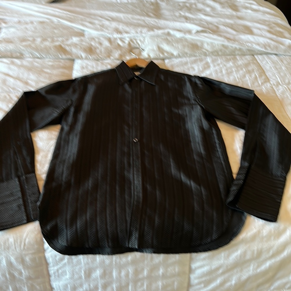 Vintage Y2K.  Yves Saint Laurent - 100% silk Men’s Cuff Link Dress shirt.